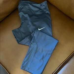 Nike women’s blue gray Leggings